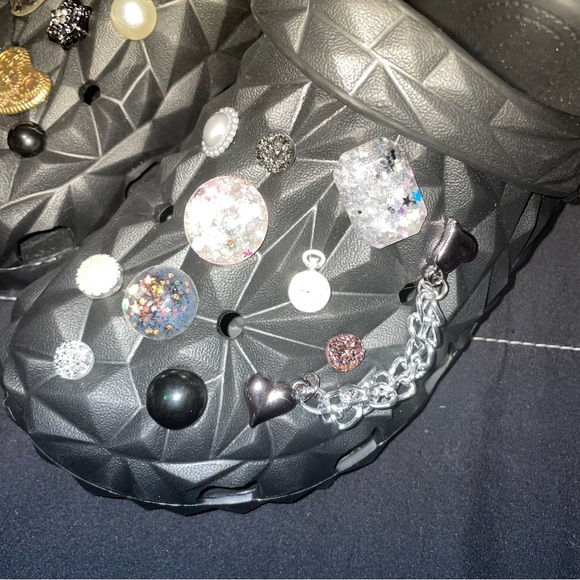 Geometric Black Embellished Clogs with steampunk Charms 40-41 (w9 m7) nwot - Picture 3 of 9